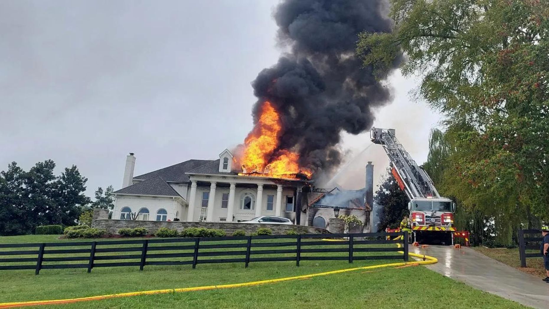 Fiery Tennessee estate in contract after setting social media ablaze