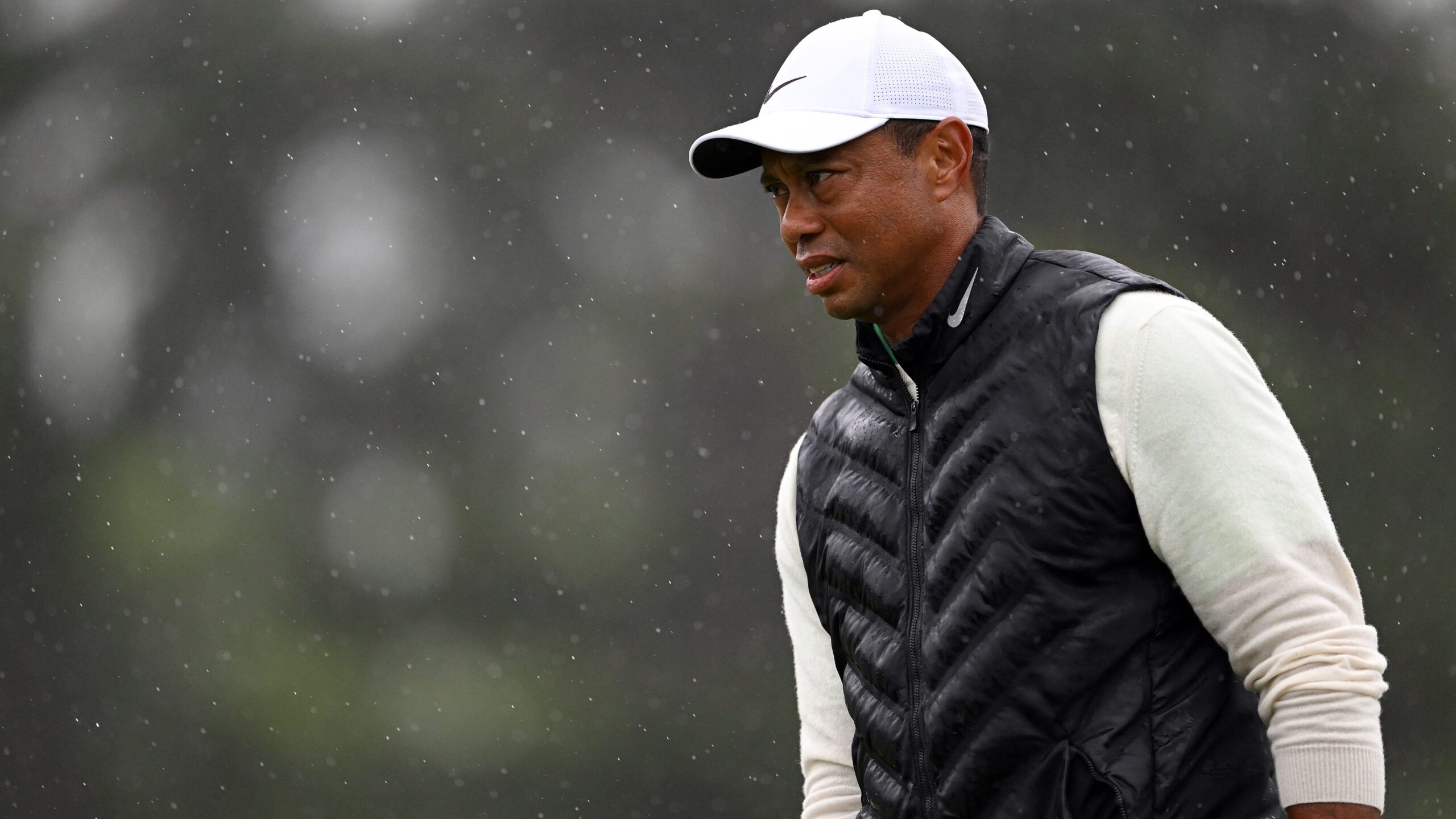 Plantar Fasciitis Leads Tiger Woods to Depart the Masters. A Doctor Explains the Foot Condition