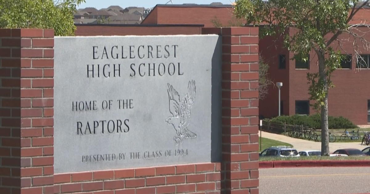 School cancels classes after teacher dies of possible bacterial meningitis