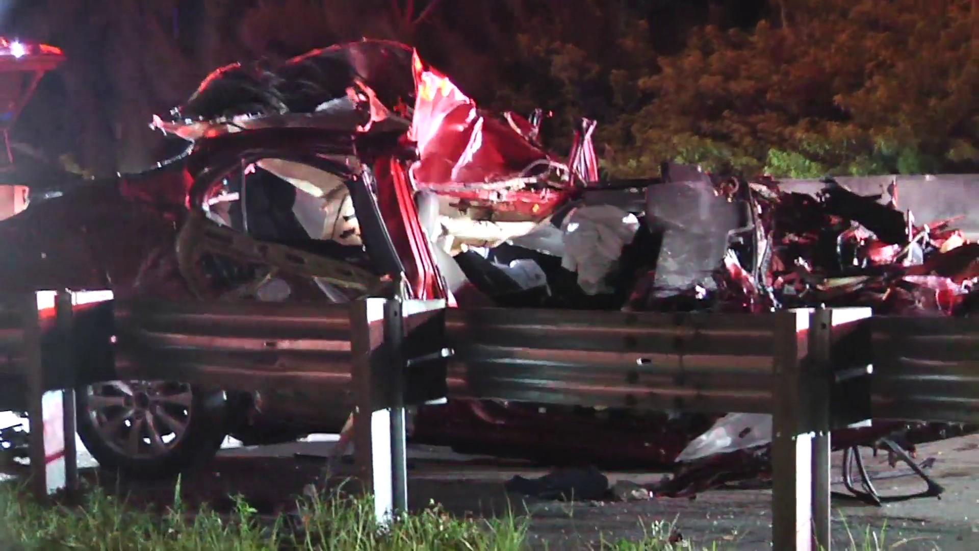 Car falls off I-95, causes major traffic going Southbound