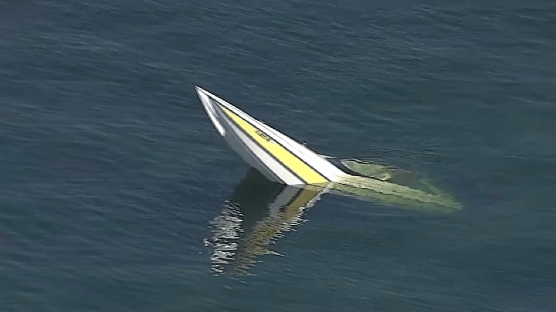 FWC identifies 2 men hospitalized after being ejected from boat in Biscayne Bay